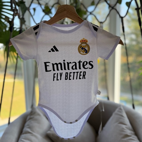Real Madrid Baby Soccer Jersey NEW - Picture 2 of 3